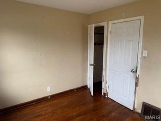 737 Charbonier Road, Florissant, MO 63031