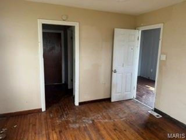 737 Charbonier Road, Florissant, MO 63031