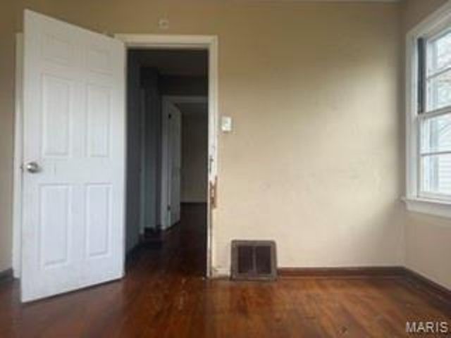 737 Charbonier Road, Florissant, MO 63031