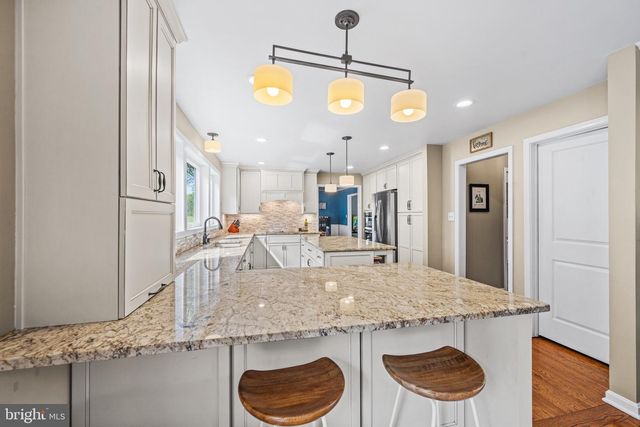 12914 FALLS RD, Cockeysville, MD 21030