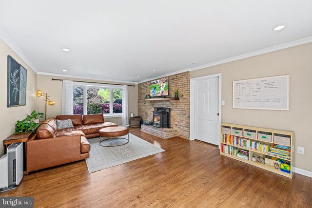 12914 FALLS RD, Cockeysville, MD 21030