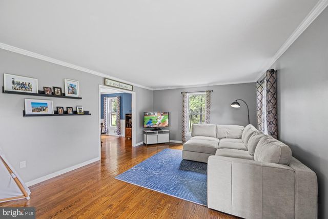 12914 FALLS RD, Cockeysville, MD 21030