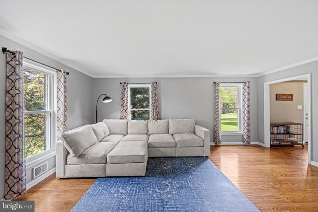 12914 FALLS RD, Cockeysville, MD 21030