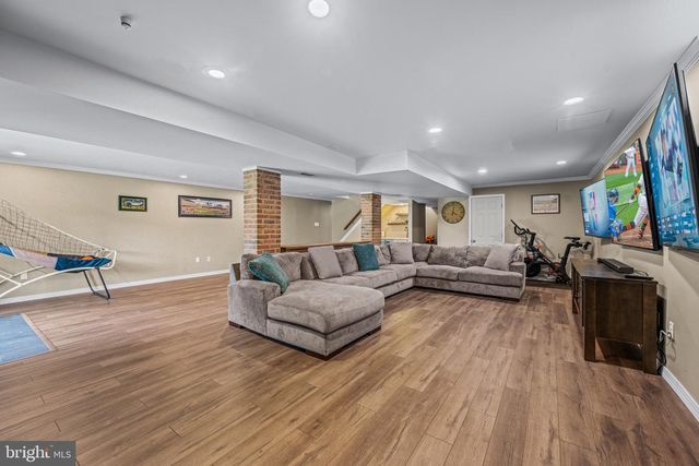 12914 FALLS RD, Cockeysville, MD 21030