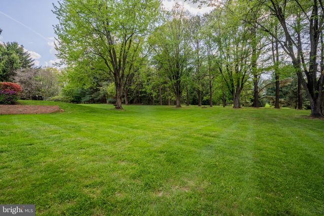 12914 FALLS RD, Cockeysville, MD 21030