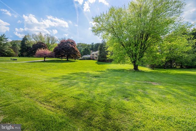 12914 FALLS RD, Cockeysville, MD 21030