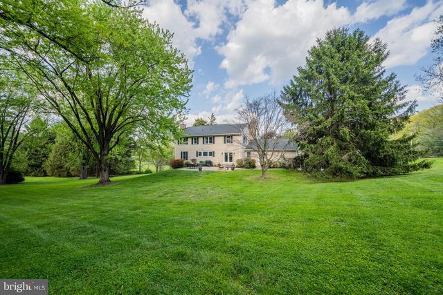 12914 FALLS RD, Cockeysville, MD 21030