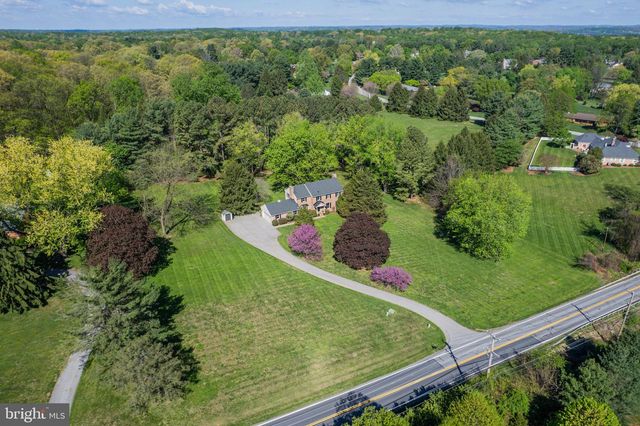12914 FALLS RD, Cockeysville, MD 21030