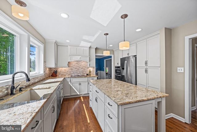 12914 FALLS RD, Cockeysville, MD 21030