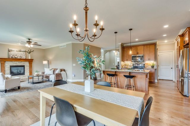 1642 E Bearhill, Park City, KS 67147