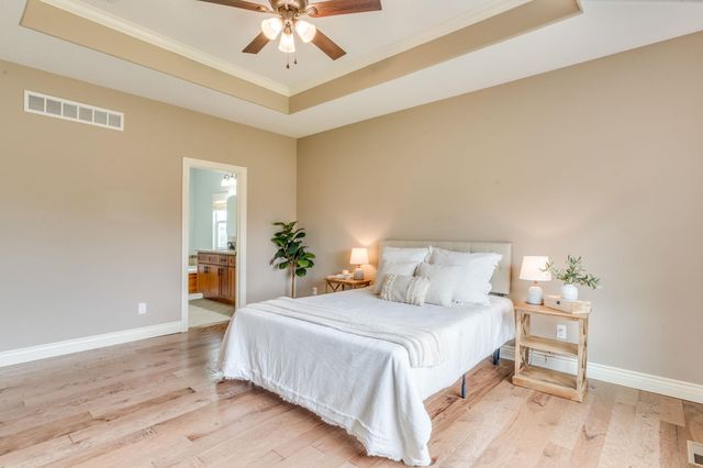 1642 E Bearhill, Park City, KS 67147