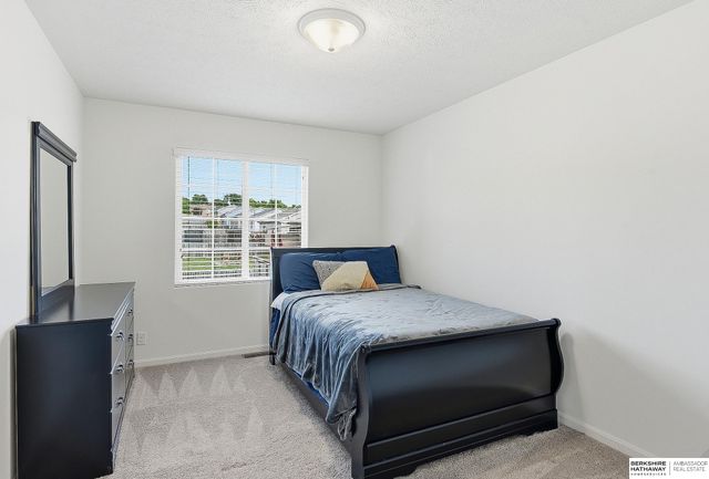 7510 N 75th Street, Omaha, NE 68122