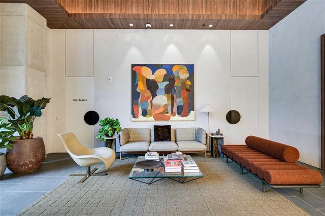 610 Davis ST 2201, Austin, TX 78701