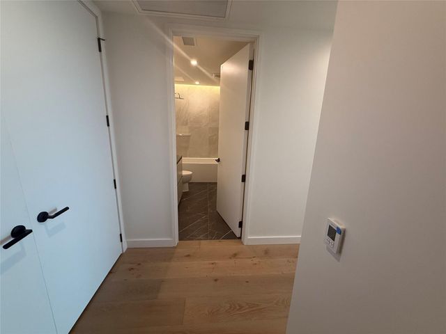 610 Davis ST 2201, Austin, TX 78701