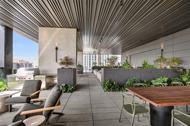 610 Davis ST 2201, Austin, TX 78701