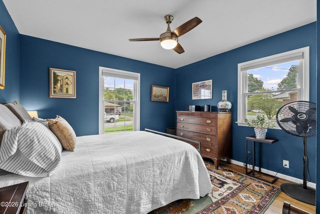 4000 Landside Dr, Louisville, KY 40220