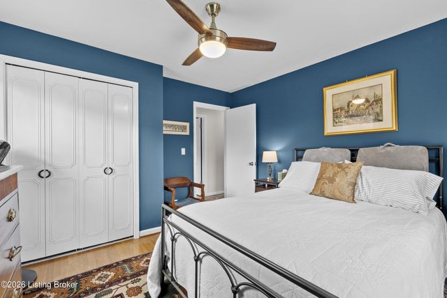 4000 Landside Dr, Louisville, KY 40220