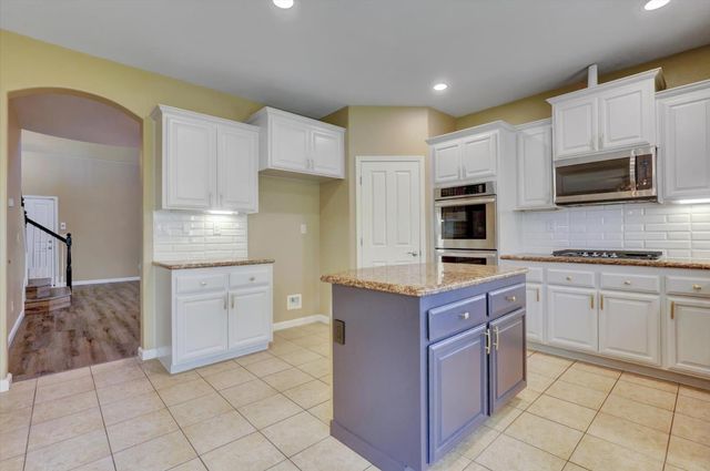 1602 Dorothy Ln, Yuba City, CA 95993