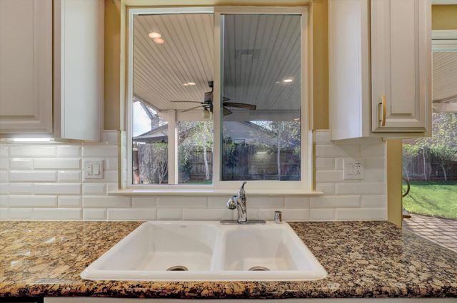 1602 Dorothy Ln, Yuba City, CA 95993