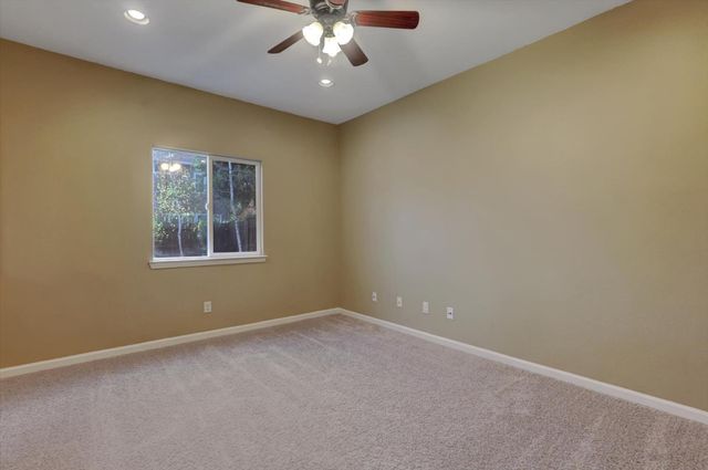 1602 Dorothy Ln, Yuba City, CA 95993