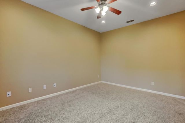 1602 Dorothy Ln, Yuba City, CA 95993