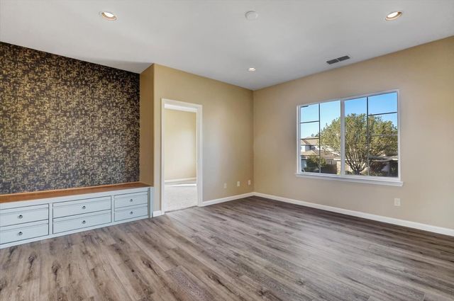 1602 Dorothy Ln, Yuba City, CA 95993