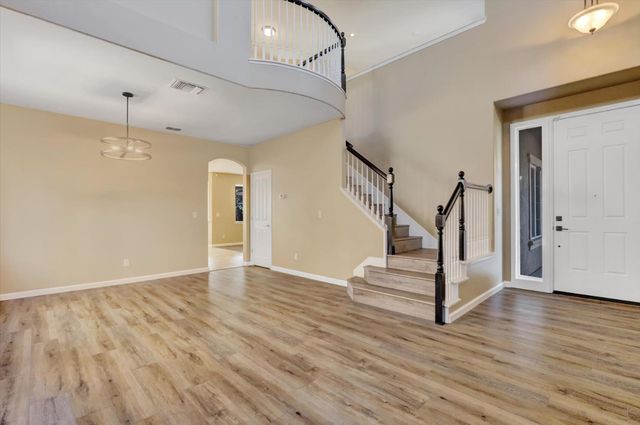 1602 Dorothy Ln, Yuba City, CA 95993