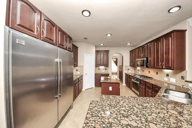 13803 Rose Bay Court, Pearland, TX 77584