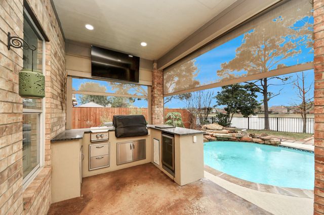 13803 Rose Bay Court, Pearland, TX 77584