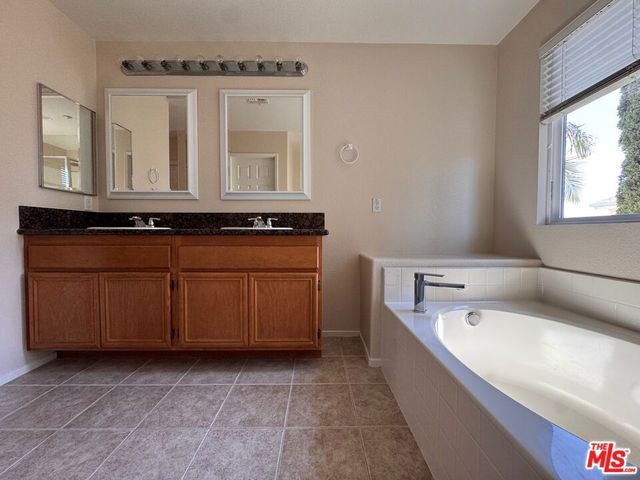 113 Gardenside Court, Fallbrook, CA 92028