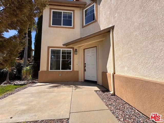 113 Gardenside Court, Fallbrook, CA 92028