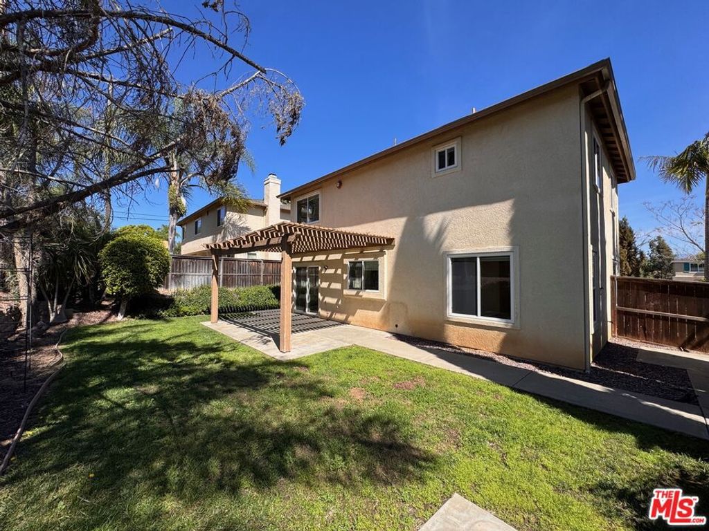 Image 21 of property listing at 113 Gardenside Court, Fallbrook, CA 92028