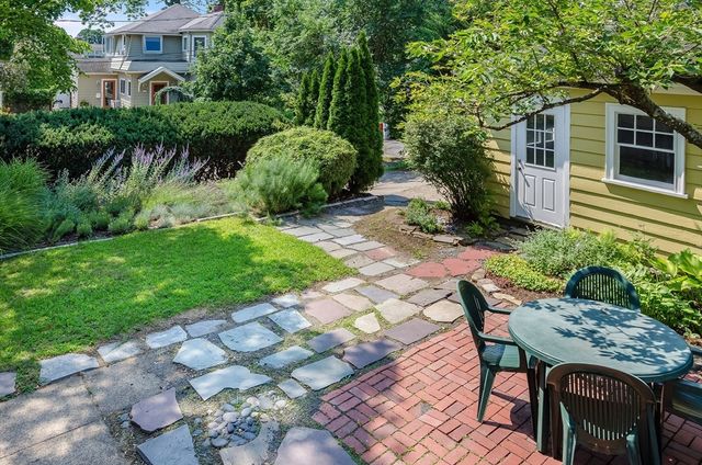29 Devereaux St, Arlington, MA 02476