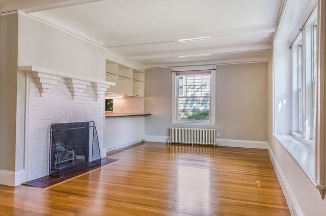 29 Devereaux St, Arlington, MA 02476
