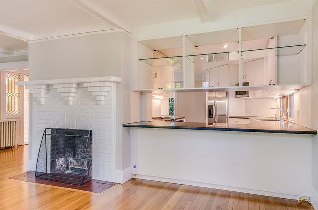 29 Devereaux St, Arlington, MA 02476