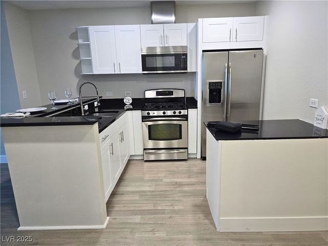 4525 Dean Martin Drive 503, Las Vegas, NV 89103