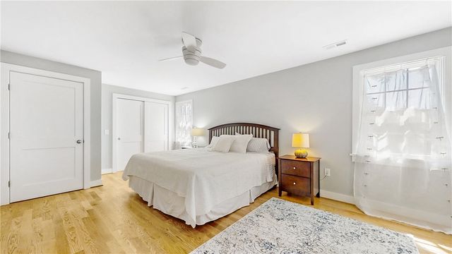 10 Robinson Street, Narragansett, RI 02882