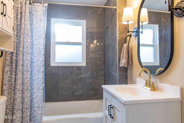 416 Randolph Street, Bristol, VA 24201