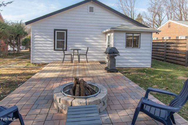 416 Randolph Street, Bristol, VA 24201