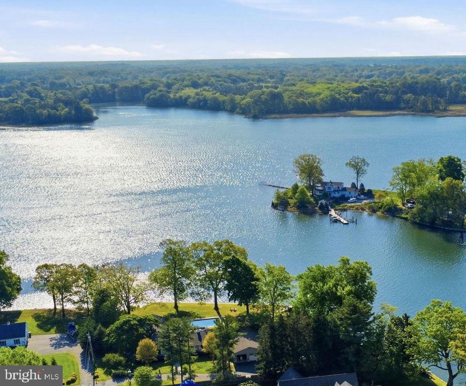 Image 47 of property listing at 416 COVE RD, Queenstown, MD 21658
