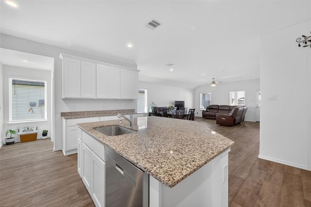 7411 Canyon Stream St, Richmond, TX 77469