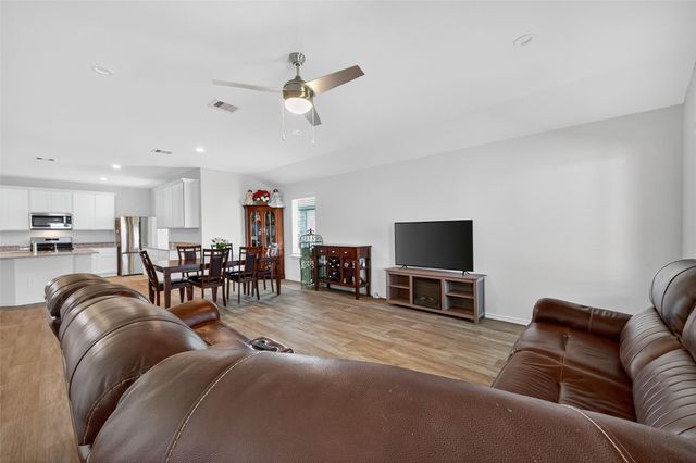 7411 Canyon Stream St, Richmond, TX 77469