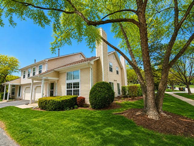 250 Acorn Drive, Streamwood, IL 60107