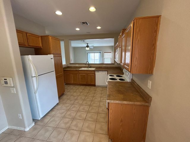 17190 W Desert Lane, Surprise, AZ 85388