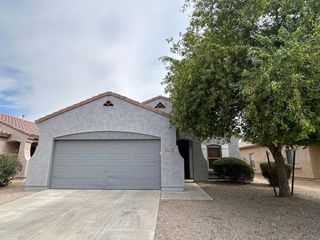 17190 W Desert Lane, Surprise, AZ 85388