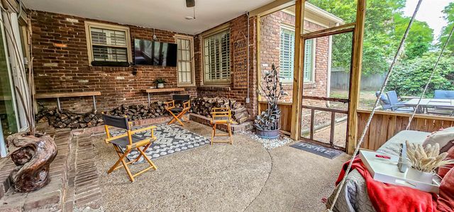 2254 KIRBY PKY, Memphis, TN 38119