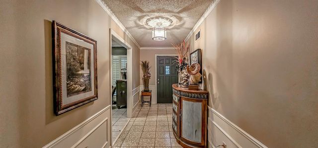 2254 KIRBY PKY, Memphis, TN 38119