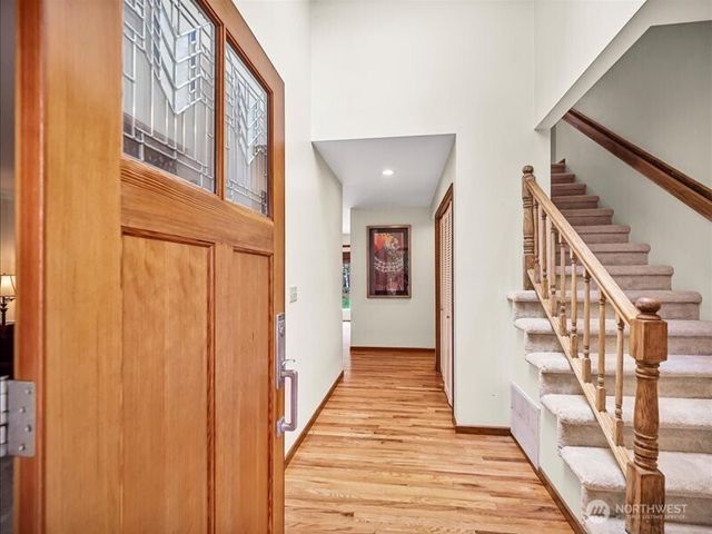 2837 220th Place NE, Sammamish, WA 98074