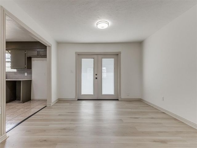 3220 Hilltop Road, Midwest City, OK 73110