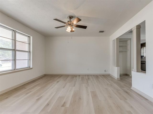 3220 Hilltop Road, Midwest City, OK 73110